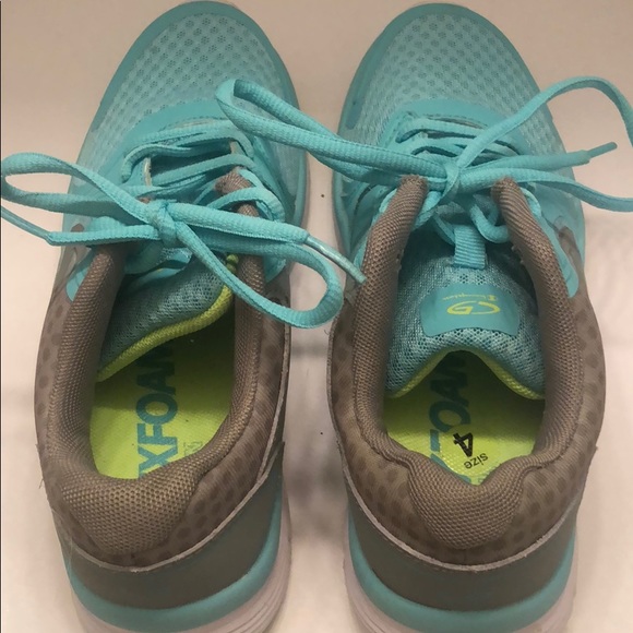 FlexFoam Turquoise And Gray Tennis Shoes